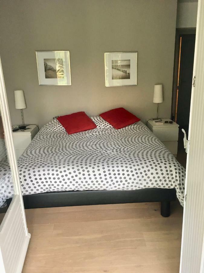 Apartamento Les Enganes Fréjus Exterior foto