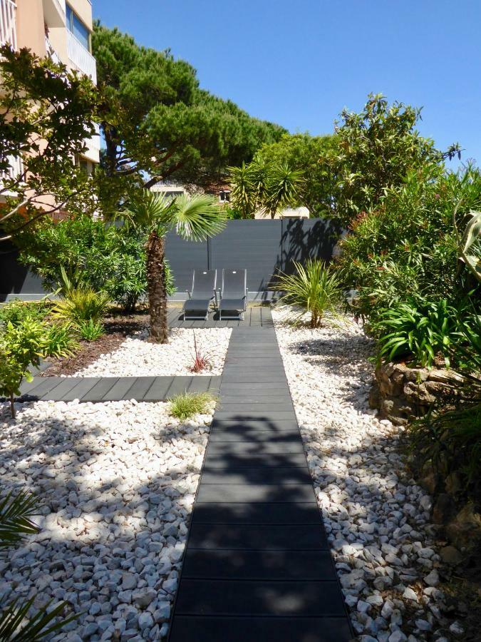 Apartamento Les Enganes Fréjus Exterior foto